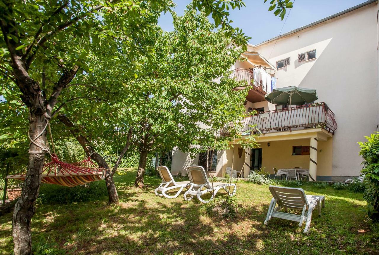 Apartment Regina Rovinj Exteriör bild