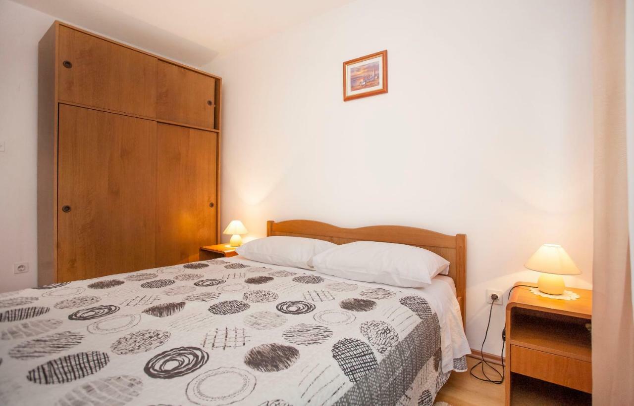 Apartment Regina Rovinj Exteriör bild