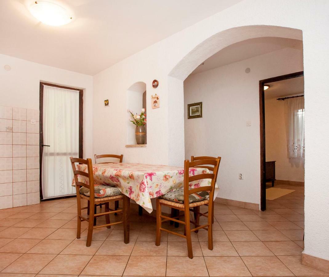 Apartment Regina Rovinj Exteriör bild
